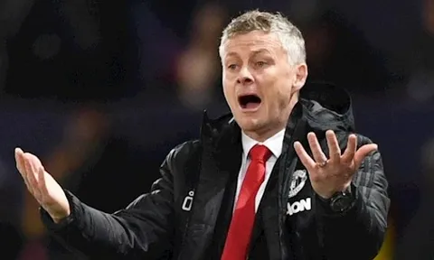 Man Utd: Lớ ngớ vớ phải "bom xịt"!