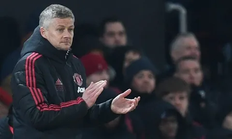 Man Utd mang 8 sao mai học viện đến đất Pháp: Khi người ta trẻ...