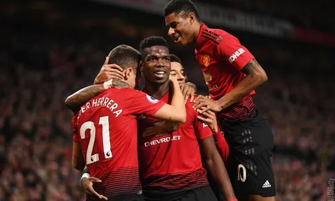 Gary Neville: Man Utd có thể nã 3 hoặc 4 bàn vào lưới Liverpool