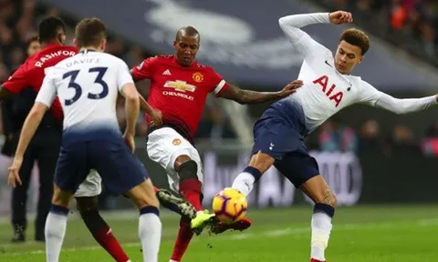 Manchester United đấu Tottenham tại Singapore