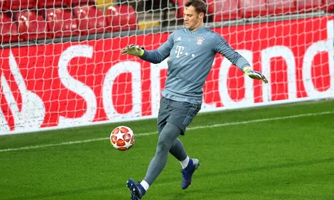Manuel Neuer sa sút vì lên cân?