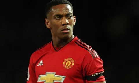 Martial gây phẫn nộ vì khởi động hời hợt trước đại chiến Chelsea