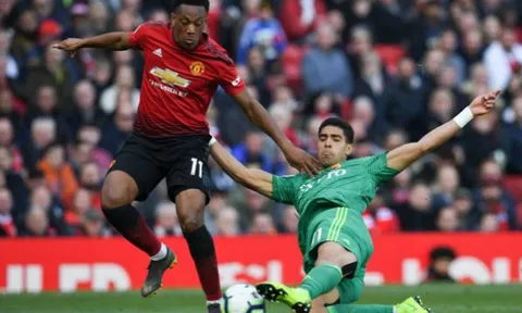 Martial thế này, CĐV Man United không thể không lo