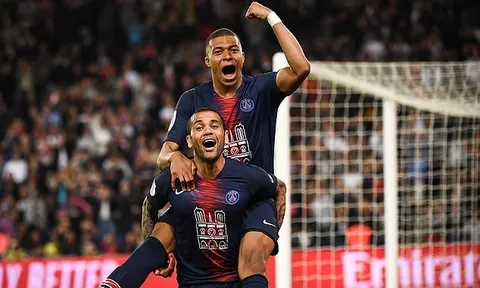 Mbappe 'nổ' hattrick hạ AS Monaco, PSG chính thức vô địch Ligue 1