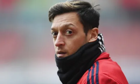 Không như tưởng tượng ban đầu, Ozil gây ngạc nhiên cho đồng đội Arsenal khi rời Real