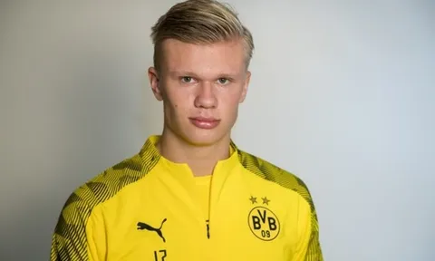 Haaland lộ điều khoản bí mật, sếp lớn Dortmund nói 1 câu khiến đại gia hụt hẫng