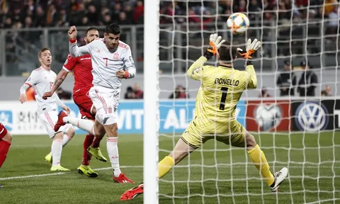 Morata tung chiêu giúp Tây Ban Nha giành 3 điểm trên sân khách