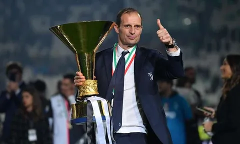 "Một HLV từ Manchester đang tới Juventus"
