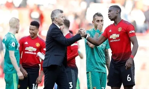 Mourinho có chạnh lòng khi thấy Pogba phòng ngự nhiệt tình?