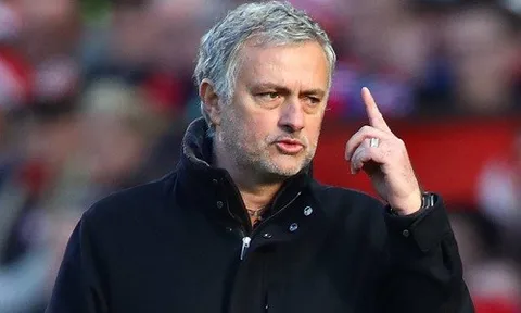 Mourinho: "Tôi cảm thấy tiếc cho CĐV Arsenal và Chelsea"