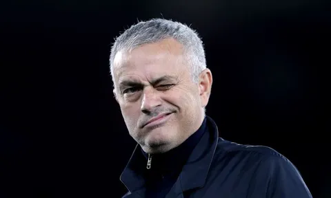 Mourinho đá đểu cực sốc Solskjaer cho vị trí HLV trưởng M.U