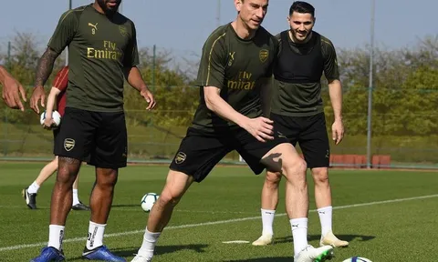 Tottenham trao cơ hội, dàn sao Arsenal phấn khích chờ top 3