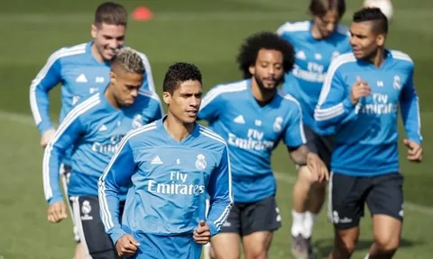 M.U, Juve nhận "cú tát" từ thương vụ "siêu trung vệ" của Real