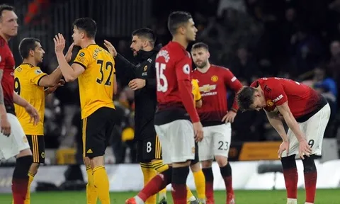 3 điều rút ra sau chuỗi trận bết bát của MU: Thảm cảnh Mourinho tái diễn, Solskjaer không nên nhân nhượng