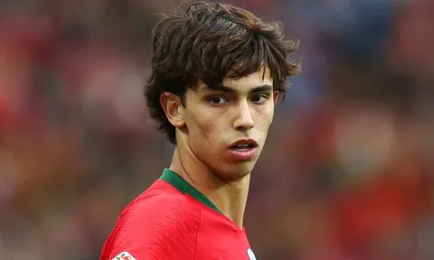 Mục tiêu trăm triệu của Man Utd: "Quyết định sẽ có sau Nations League"