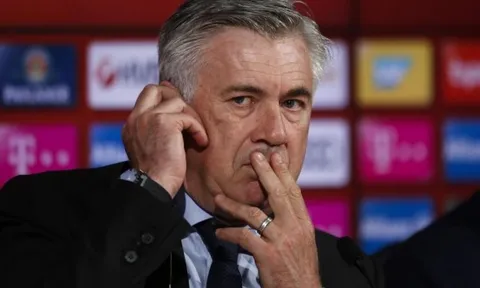 Napoli đại chiến M.U, chi 42 triệu giật "siêu tiền vệ" Real Madrid