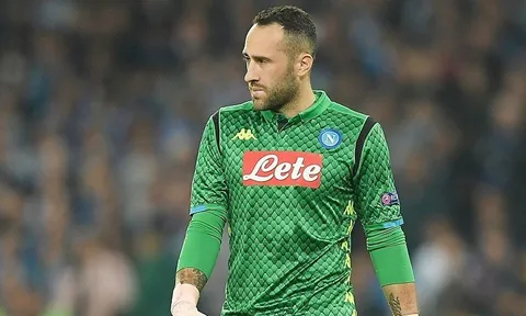 Napoli muốn mua đứt thủ môn của Arsenal