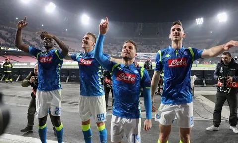 “Napoli sẽ ghi 2 bàn vào lưới Arsenal”