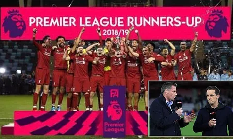 Neville troll Carragher với 'danh hiệu cho kẻ về nhì', Liverpool đã chuẩn bị sẵn lễ ăn mừng