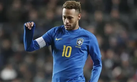 Neymar bị tước băng thủ quân: Một bất ngờ hợp lý!