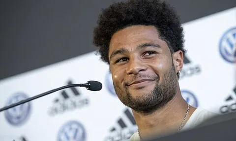 Người Bayern tổng tấn công, đến lượt Gnabry lên tiếng về vụ Sane