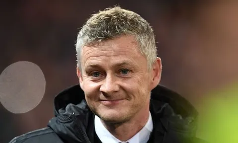 Người cũ Liverpool mong Man Utd cứ tấn công thoải mái