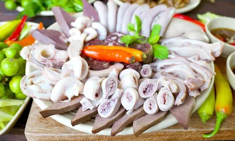 Người mắc 1 trong 5 bệnh này tuyệt đối không được ăn lòng lợn