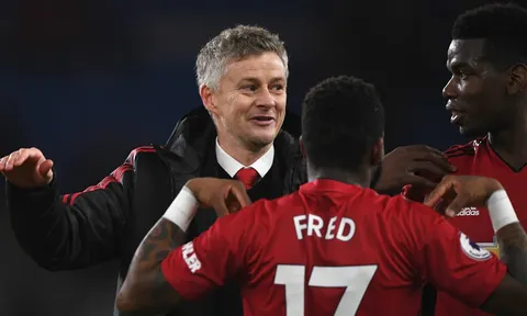 Người Man Utd chỉ biết trách Fred, bỏ qua "đại tội đồ"