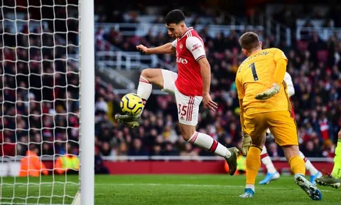 Nhận 'trái đắng' cuối trận, Arsenal đau đớn mất điểm trên sân nhà