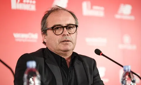 Chelsea chuẩn bị bổ nhiệm "người đồng hành" mới cùng Sarri?