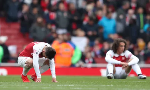 Nối gót Man United, Arsenal khiến top 4 gần như ngã ngũ