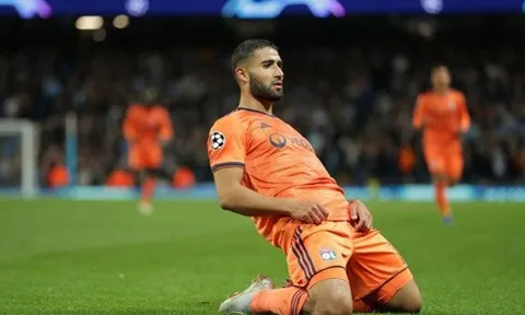 NÓNG! 'Cú lừa' của Liverpool chia tay đại diện, sẵn sàng đến Anh?