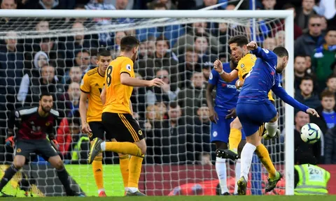 Nóng: Sarri chỉ trích Hazard không biết di chuyển