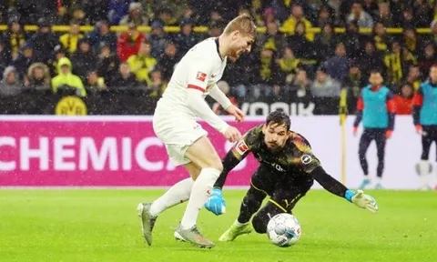 NÓNG! Sếp lớn xác nhận, quá rõ tương lai của "máy dội bom" mà Liverpool khao khát