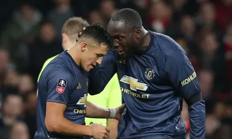 "Ông lão" báo tin mừng cho Solskjaer và M.U trước trận bán kết lượt về