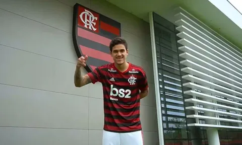 CHÍNH THỨC: Pedro quay lại Brazil thi đấu