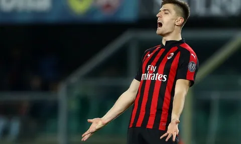 'Quá nhiều xáo động ở AC Milan khiến tôi không thể ghi bàn'