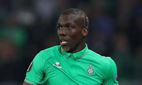 Pogba chuyển đến tập luyện cùng đội bóng Championship