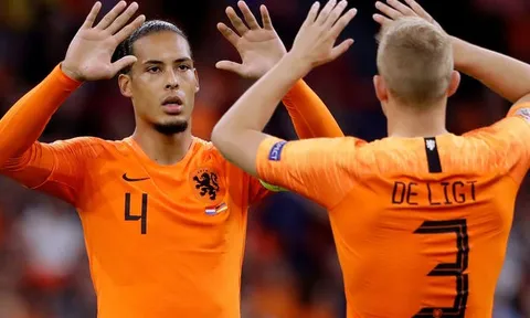 Tiết lộ: Van Dijk đã nói 1 điều với các đàn em ở Ajax Amsterdam