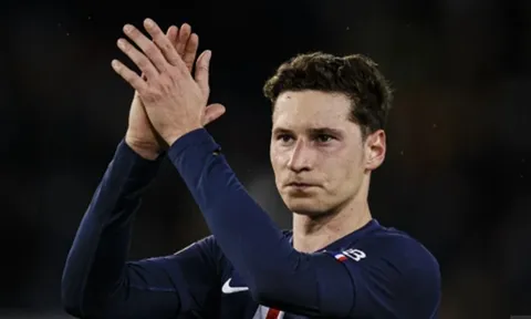 PSG chốt giá, "nhà vô địch World Cup" xách va li rời đội bóng