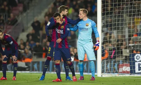 PSG dùng 100 triệu Euro, thuyết phục Barcelona "nhả" đại công thần
