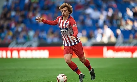 PSG "nhúng mũi" vào thương vụ Griezmann; quá khó cho MU, Barca
