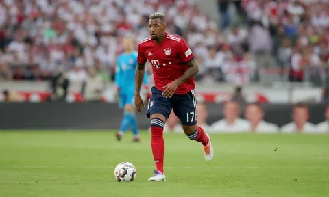 Quá bất ngờ! Bayern rao bán 'khao khát' của Man Utd với giá sốc