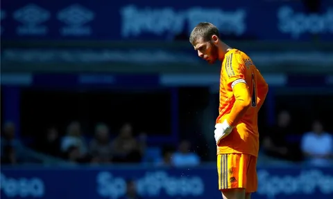 Quá bất ngờ! PSG chơi chiêu 'độc', Man Utd khó lòng giữ De Gea