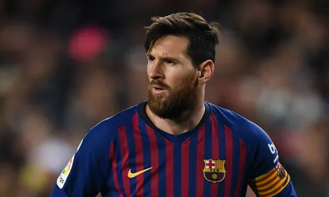 Quá chán nản với Suarez, Barca tìm đối tác mới cho Messi