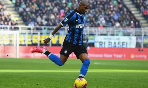 Ra mắt Inter Milan, Ashley Young được truyền thông Italia đưa lên mây