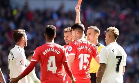 Thẻ đỏ mới nhất của Ramos có ý nghĩa thế nào trước đại chiến El Clasico?
