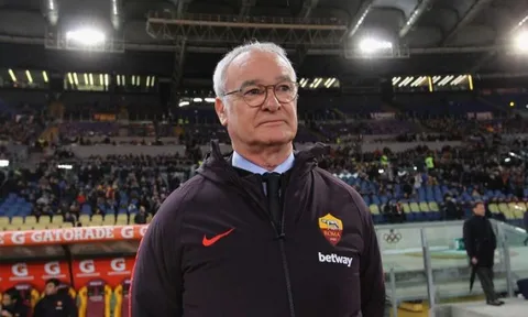 Ranieri đến Olympico và đây là phản ứng của người AS Roma