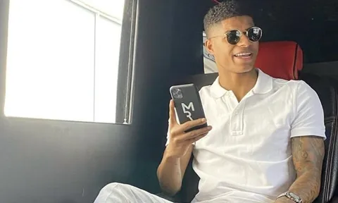 Fernandes vừa tới M.U, Rashford liền có động thái gây sốt