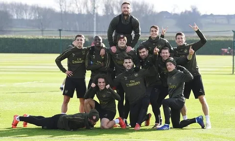 Trước cuộc chiến sinh tử, Arsenal gửi lời cầu khẩn đến cổ động viên